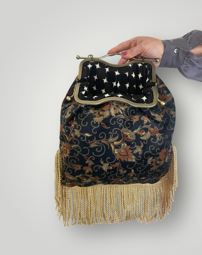 "black floral velvet" vintage bag