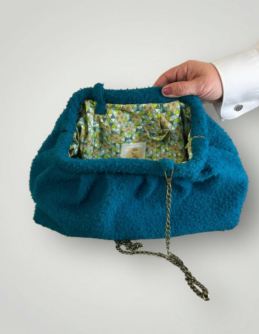 Casentino maxi clutch petrolio